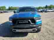 2020 Ram 1500 Rebel z VIN 1C6SRFLM9LN359457, wystawiony jako Copart lot #52703575 z przebiegiem 29 454 mil mil oraz Czysty tytuł • Clean title. Historia ofert i sprzedaży dostępna na DreamBid. Obrazek 10.