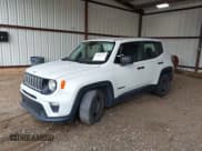 ✅ 2020 Jeep Renegade Sport • VIN: ZACNJAABXLPL05641 • Lot: 42882257. Wystawiony na IAAI z przebiegiem 77 695 mil. Bezpłatny archiwum sprzedaży aukcyjnych z USA i szczegółowy raport historii pojazdu na DreamBid. Zdjęcie 2.