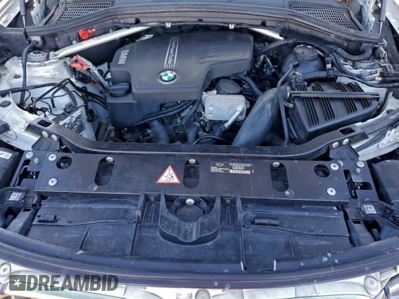 ✅ 2015 BMW X4 xDrive28i • VIN: 5UXXW3C52F0M87926 • Lot: 94218295. Listed on Copart with 94,567 mi. Free auction sales archive from the USA and detailed vehicle history report at DreamBid. Image 12.