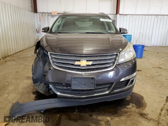 ✅ 2016 Chevrolet Traverse LT • VIN: 1GNKVGKD7GJ231945 • Lot: 75386664. Wystawiony na Copart z przebiegiem 291 650 mil. Bezpłatny archiwum sprzedaży aukcyjnych z USA i szczegółowy raport historii pojazdu na DreamBid. Zdjęcie 5.