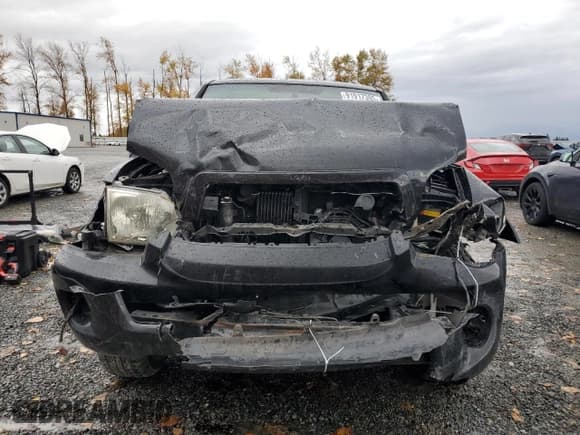 ✅ 2006 Toyota Sequoia Limited • VIN: 5TDBT48A36S257826 • Lot: 91917395. Listed on Copart with 192,684 mi. Free auction sales archive from the USA and detailed vehicle history report at DreamBid. Image 5.