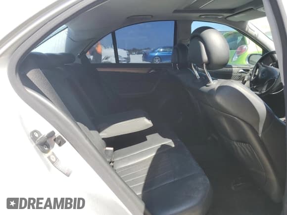 ✅ 2003 Mercedes-Benz C AMG • VIN: WDBRF65J23F409496 • Lot: 77491234. Wystawiony na Copart z przebiegiem Nie podano. Bezpłatny archiwum sprzedaży aukcyjnych z USA i szczegółowy raport historii pojazdu na DreamBid. Zdjęcie 10.