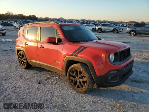 ✅ 2017 Jeep Renegade Latitude • VIN: ZACCJABB6HPE71834 • Лот: 92500685. Опубликован ранее на Copart с пробегом 184 515 миль. Бесплатный доступ к архиву аукционных продаж из США и подробный отчёт об истории автомобиля на DreamBid. Изображение 4.