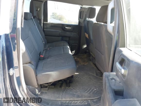 ✅ 2020 Chevrolet Silverado 2500HD LT • VIN: 1GC1YNE73LF282085 • Lot: 43360041. Listed on IAAI with 125,631 mi. Free auction sales archive from the USA and detailed vehicle history report at DreamBid. Image 8.