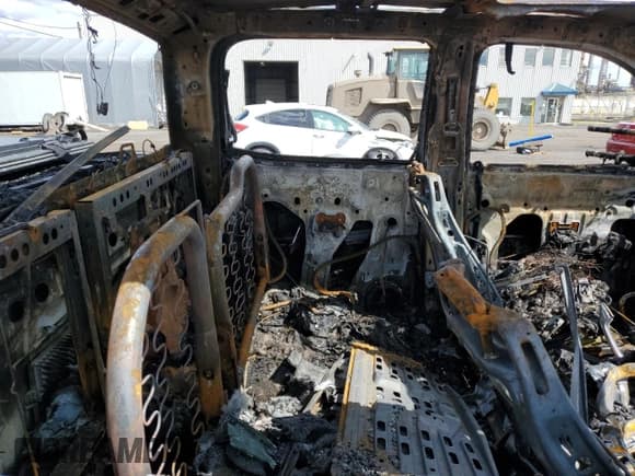 ✅ 2015 Chevrolet Silverado 2500HD LTZ • VIN: 1GC1KWE84FF619786 • Lot: 50848154. Listed on Copart with Not provided. Free auction sales archive from the USA and detailed vehicle history report at DreamBid. Image 10.