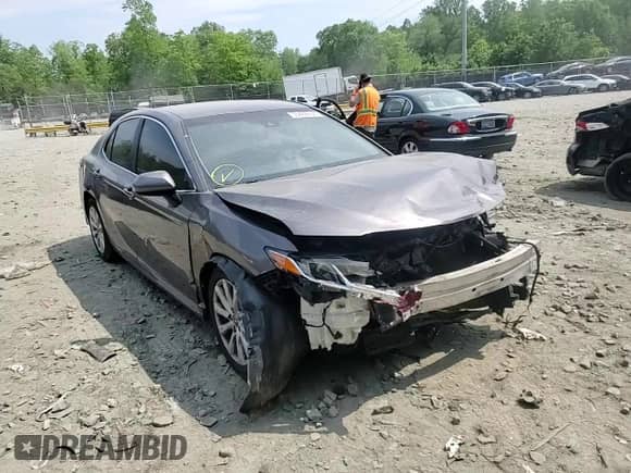 2019 Toyota Camry LE с VIN 4T1B11HK2KU159868, выставлен на аукционе Copart как лот 55486655 с пробегом 145 698 миль миль и Списание • Salvage title. История ставок и продаж доступна на DreamBid. Изображение 13.