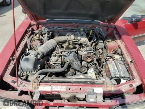 ✅ 1991 Ford Mustang • VIN: 1FACP44M9MF164417 • Lot: 68811375. Wystawiony na Copart z przebiegiem 49 194 mil. Bezpłatny archiwum sprzedaży aukcyjnych z USA i szczegółowy raport historii pojazdu na DreamBid. Zdjęcie 11.