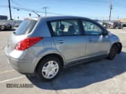✅ 2012 Nissan Versa SL • VIN: 3N1BC1CP0CK288438 • Lot: 90291045. Wystawiony na Copart z przebiegiem 169 074 mil. Bezpłatny archiwum sprzedaży aukcyjnych z USA i szczegółowy raport historii pojazdu na DreamBid. Zdjęcie 3.
