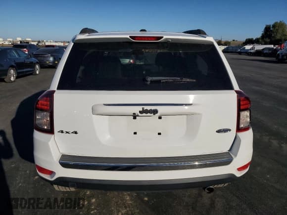✅ 2017 Jeep Compass High Altitude • VIN: 1C4NJDEB3HD188683 • Lot: 82656925. Wystawiony na Copart z przebiegiem 80 957 mil. Bezpłatny archiwum sprzedaży aukcyjnych z USA i szczegółowy raport historii pojazdu na DreamBid. Zdjęcie 6.
