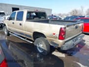 ✅ 2004 Chevrolet Silverado 2500HD LS • VIN: 1GCHK23U54F130334 • Lot: 41632687. Wystawiony na IAAI z przebiegiem Nie podano. Bezpłatny archiwum sprzedaży aukcyjnych z USA i szczegółowy raport historii pojazdu na DreamBid. Zdjęcie 3.