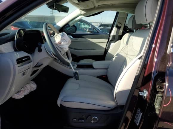 2024 Hyundai Palisade Calligraphy с VIN KM8R7DGE2RU692906, выставлен на аукционе Copart как лот 73063644 с пробегом 9 362 миль миль и Списание • Salvage title. История ставок и продаж доступна на DreamBid. Изображение 7.