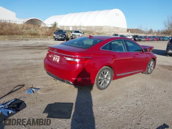✅ 2015 Hyundai Azera • VIN: KMHFG4JG5FA495447 • Lot: 43683738. Listed on IAAI with 139,590 mi. Free auction sales archive from the USA and detailed vehicle history report at DreamBid. Image 4.