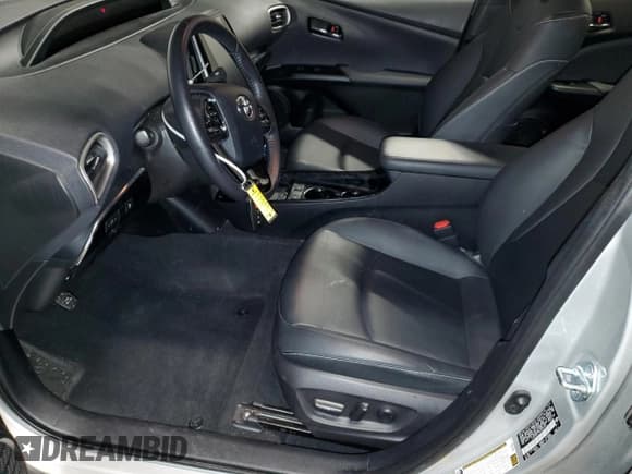 ✅ 2022 Toyota Prius LE • VIN: JTDKAMFP8N3206982 • Lot: 93309275. Wystawiony na Copart z przebiegiem 47 347 mil. Bezpłatny archiwum sprzedaży aukcyjnych z USA i szczegółowy raport historii pojazdu na DreamBid. Zdjęcie 7.