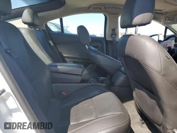 ✅ 2013 Chevrolet Volt • VIN: 1G1RH6E45DU118311 • Lot: 81888955. Wystawiony na Copart z przebiegiem 137 183 mil. Bezpłatny archiwum sprzedaży aukcyjnych z USA i szczegółowy raport historii pojazdu na DreamBid. Zdjęcie 10.