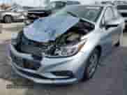 ✅ 2018 Chevrolet Cruze LS • VIN: 1G1BC5SM3J7203480 • Лот: 68163242. Размещён на Copart с пробегом Не указан миль. Получите бесплатный доступ к архиву аукционных продаж из США и посмотрите подробный отчёт об истории автомобиля на DreamBid. Изображение 1.