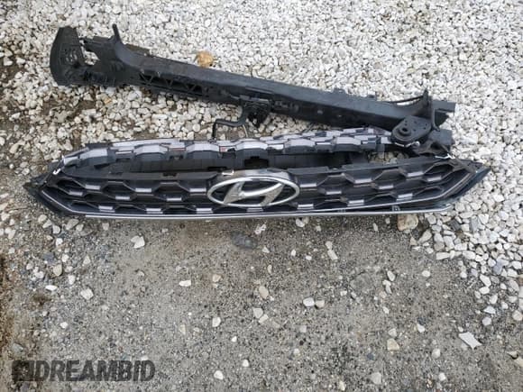 ✅ 2020 Hyundai Santa Fe SEL • VIN: 5NMS33AD3LH259377 • Lot: 51805854. Wystawiony na Copart z przebiegiem 73 281 mil. Bezpłatny archiwum sprzedaży aukcyjnych z USA i szczegółowy raport historii pojazdu na DreamBid. Zdjęcie 12.