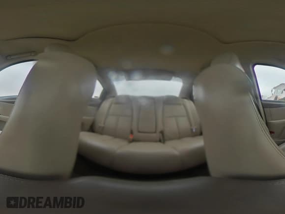 ✅ 2001 Oldsmobile Aurora • VIN: 1G3GS64C114109142 • Lot: 41974652. Wystawiony na IAAI z przebiegiem 81 395 mil. Bezpłatny archiwum sprzedaży aukcyjnych z USA i szczegółowy raport historii pojazdu na DreamBid. Zdjęcie 18.