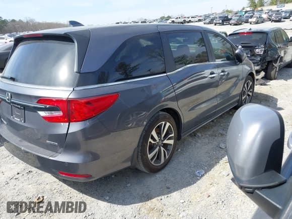 ✅ 2024 Honda Odyssey Touring • VIN: 5FNRL6H82RB031695 • Лот: 41825754. Опубликован ранее на IAAI с пробегом 14 079 миль. Бесплатный доступ к архиву аукционных продаж из США и подробный отчёт об истории автомобиля на DreamBid. Изображение 4.