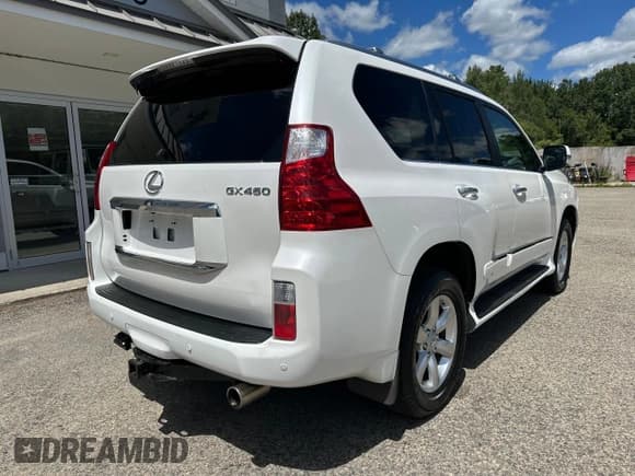 ✅ 2011 Lexus GX 460 • VIN: JTJBM7FX7B5031551 • Lot: 66138915. Listed on Copart with 190,138 mi. Free auction sales archive from the USA and detailed vehicle history report at DreamBid. Image 4.