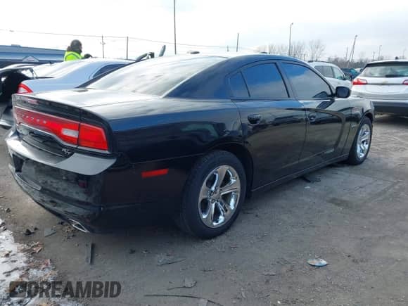 ✅ 2014 Dodge Charger RT • VIN: 2C3CDXCT4EH275099 • Lot: 40977562. Listed on IAAI with 109,889 mi. Free auction sales archive from the USA and detailed vehicle history report at DreamBid. Image 4.