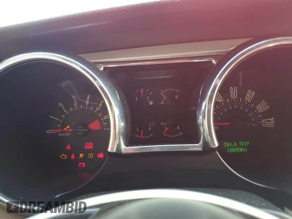 ✅ 2009 Ford Mustang • VIN: 1ZVHT84N195143129 • Lot: 85766555. Listed on Copart with 180,850 mi. Free auction sales archive from the USA and detailed vehicle history report at DreamBid. Image 9.