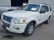 ✅ 2008 Ford Explorer XLT • VIN: 1FMEU73898UA38623 • Лот: 42044003. Опубликован ранее на IAAI с пробегом 235 591 миль. Бесплатный доступ к архиву аукционных продаж из США и подробный отчёт об истории автомобиля на DreamBid. Изображение 2.