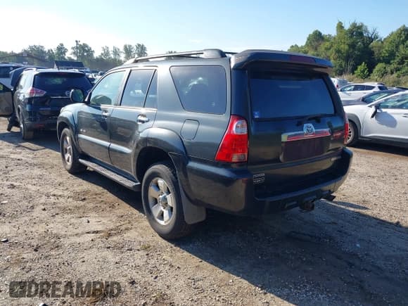 ✅ 2008 Toyota 4Runner SR5 • VIN: JTEBU14R58K009851 • Lot: 43212999. Listed on IAAI with 205,826 mi. Free auction sales archive from the USA and detailed vehicle history report at DreamBid. Image 3.