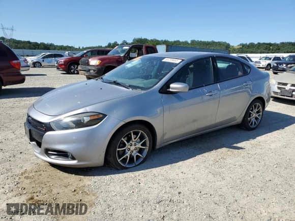 ✅ 2015 Dodge Dart SXT • VIN: 1C3CDFBB4FD141341 • Лот: 55299665. Опубликован ранее на Copart с пробегом 154 861 миль. Бесплатный доступ к архиву аукционных продаж из США и подробный отчёт об истории автомобиля на DreamBid. Изображение 1.