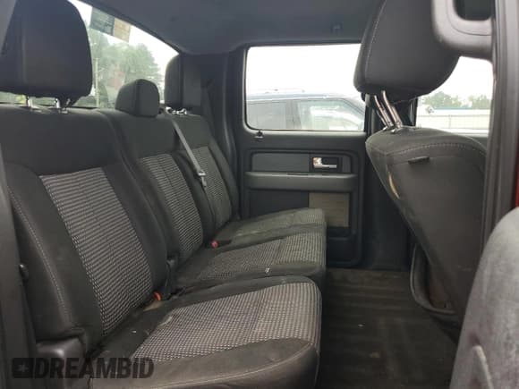 ✅ 2014 Ford F-150 XL • VIN: 1FTFW1EF0EKF00795 • Lot: 84264015. Wystawiony na Copart z przebiegiem Nie podano. Bezpłatny archiwum sprzedaży aukcyjnych z USA i szczegółowy raport historii pojazdu na DreamBid. Zdjęcie 10.