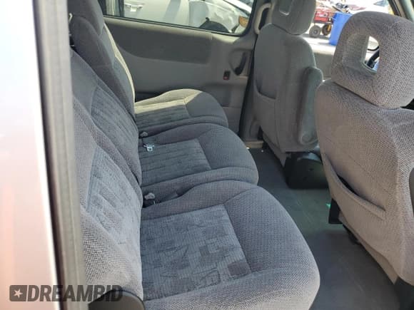 ✅ 2002 Pontiac Montana 1SA • VIN: 1GMDX03E62D277957 • Lot: 64256895. Listed on Copart with 96,383 mi. Free auction sales archive from the USA and detailed vehicle history report at DreamBid. Image 11.