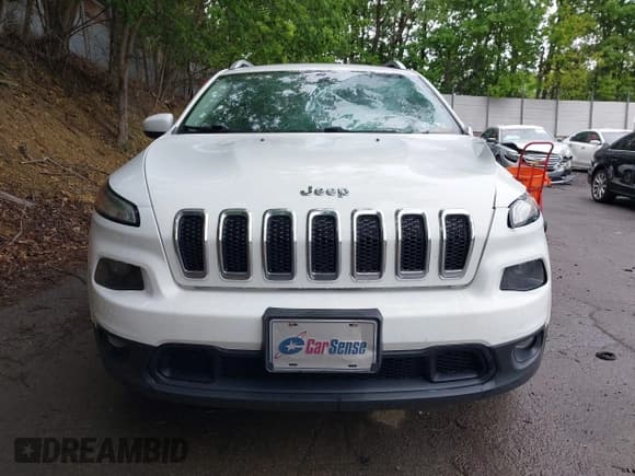 ✅ 2016 Jeep Cherokee 75th Anniversary • VIN: 1C4PJMCB4GW117832 • Lot: 42353597. Listed on IAAI with 109,327 mi. Free auction sales archive from the USA and detailed vehicle history report at DreamBid. Image 12.