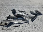 ✅ 2007 Chevrolet Suburban LT • VIN: 3GNFC16097G307789 • Lot: 73586234. Wystawiony na Copart z przebiegiem 122 719 mil. Bezpłatny archiwum sprzedaży aukcyjnych z USA i szczegółowy raport historii pojazdu na DreamBid. Zdjęcie 13.