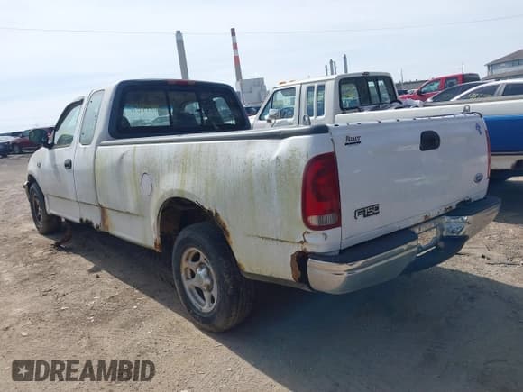 ✅ 1997 Ford F-150 • VIN: 1FTDX1729VNB55165 • Лот: 41847996. Опубликован ранее на IAAI с пробегом 212 199 миль. Бесплатный доступ к архиву аукционных продаж из США и подробный отчёт об истории автомобиля на DreamBid. Изображение 18.