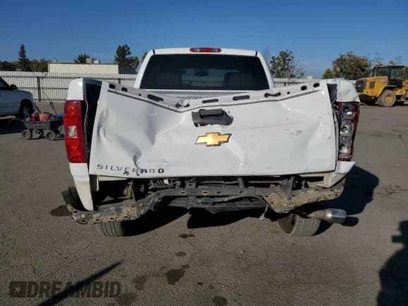✅ 2007 Chevrolet Silverado 1500 1LT • VIN: 2GCEC19C371544944 • Lot: 77979454. Listed on Copart with 155,337 mi. Free auction sales archive from the USA and detailed vehicle history report at DreamBid. Image 6.