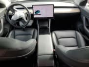 ✅ 2018 Tesla Model 3 Long Range Battery • VIN: 5YJ3E1EA7JF152124 • Lot: 70326675. Wystawiony na Copart z przebiegiem 94 640 mil. Bezpłatny archiwum sprzedaży aukcyjnych z USA i szczegółowy raport historii pojazdu na DreamBid. Zdjęcie 8.