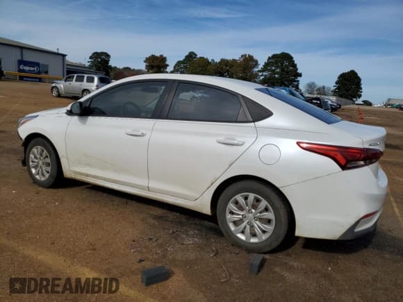 ✅ 2020 Hyundai Accent SE • VIN: 3KPC24A64LE092145 • Лот: 83820574. Опубликован ранее на Copart с пробегом 110 977 миль. Бесплатный доступ к архиву аукционных продаж из США и подробный отчёт об истории автомобиля на DreamBid. Изображение 2.