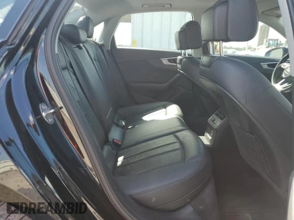 ✅ 2017 Audi A4 Premium • VIN: WAUDNAF49HN050801 • Лот: 84815265. Опубликован ранее на Copart с пробегом 102 537 миль. Бесплатный доступ к архиву аукционных продаж из США и подробный отчёт об истории автомобиля на DreamBid. Изображение 10.