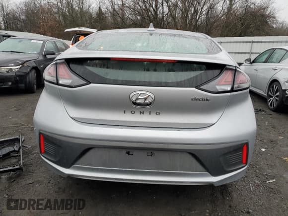 ✅ 2020 Hyundai Ioniq SE • VIN: KMHC75LJ4LU072984 • Lot: 43054635. Wystawiony na Copart z przebiegiem 33 534 mil. Bezpłatny archiwum sprzedaży aukcyjnych z USA i szczegółowy raport historii pojazdu na DreamBid. Zdjęcie 6.