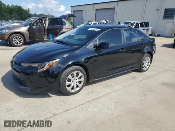 ✅ 2023 Toyota Corolla LE • VIN: 5YFB4MDE3PP063345 • Лот: 64658515. Опубликован ранее на Copart с пробегом 51 490 миль. Бесплатный доступ к архиву аукционных продаж из США и подробный отчёт об истории автомобиля на DreamBid. Изображение 1.