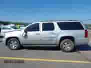 2014 Chevrolet Suburban LT z VIN 1GNSCJE0XER124222, wystawiony jako IAAI lot #41994798 z przebiegiem 268 836 mil mil oraz . Historia ofert i sprzedaży dostępna na DreamBid. Obrazek 14.