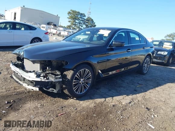 ✅ 2018 BMW 5 Series 530i xDrive • VIN: WBAJA7C5XJWA72825 • Lot: 43426324. Listed on IAAI with 118,711 mi. Free auction sales archive from the USA and detailed vehicle history report at DreamBid. Image 18.