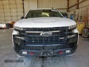 ✅ 2021 Chevrolet Silverado 1500 LT Trail Boss • VIN: 1GCPYFEL8MZ315384 • Lot: 66251155. Wystawiony na Copart z przebiegiem 110 053 mil. Bezpłatny archiwum sprzedaży aukcyjnych z USA i szczegółowy raport historii pojazdu na DreamBid. Zdjęcie 5.