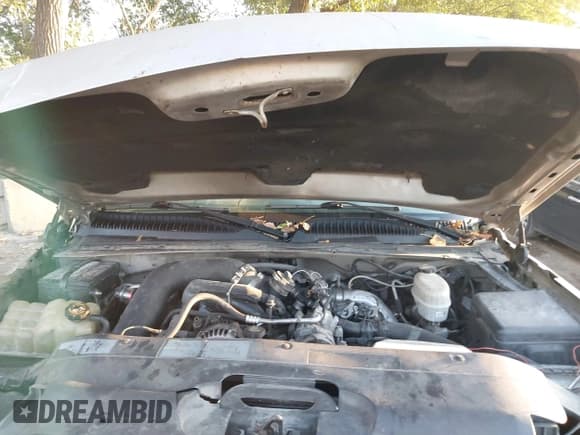 ✅ 2005 Chevrolet Silverado 2500HD LS • VIN: 1GCHK23205F849040 • Лот: 43381357. Опубликован ранее на IAAI с пробегом 235 872 миль. Бесплатный доступ к архиву аукционных продаж из США и подробный отчёт об истории автомобиля на DreamBid. Изображение 10.