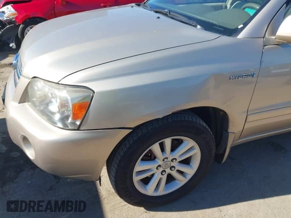✅ 2007 Toyota Highlander • VIN: JTEHW21A170039934 • Lot: 43797002. Wystawiony na IAAI z przebiegiem 225 514 mil. Bezpłatny archiwum sprzedaży aukcyjnych z USA i szczegółowy raport historii pojazdu na DreamBid. Zdjęcie 6.
