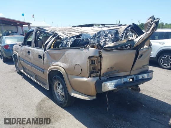 ✅ 2001 Chevrolet Suburban LS • VIN: 3GNEC16T91G173749 • Лот: 42845537. Опубликован ранее на IAAI с пробегом 120 715 миль. Бесплатный доступ к архиву аукционных продаж из США и подробный отчёт об истории автомобиля на DreamBid. Изображение 3.