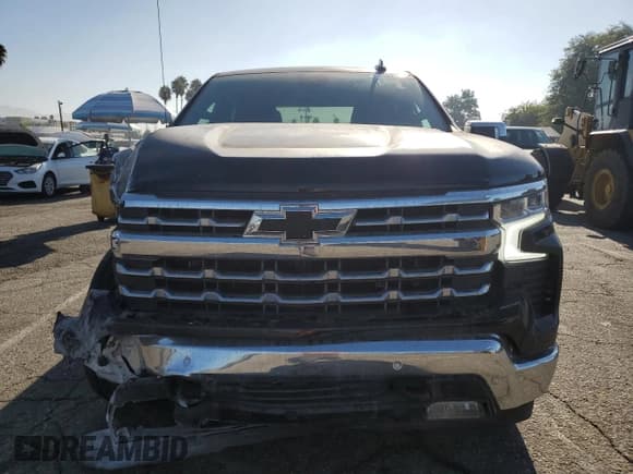 ✅ 2024 Chevrolet Silverado 1500 • VIN: 1GCPAEE82RZ352772 • Лот: 71821875. Опубликован ранее на Copart с пробегом 6 973 миль. Бесплатный доступ к архиву аукционных продаж из США и подробный отчёт об истории автомобиля на DreamBid. Изображение 5.