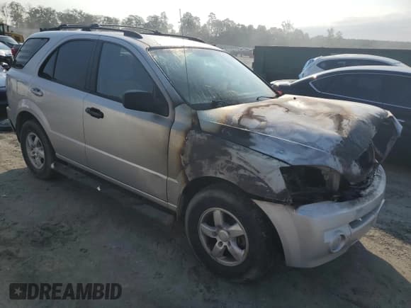 ✅ 2006 Kia Sorento LX • VIN: KNDJD733365640612 • Лот: 59103435. Опубликован ранее на Copart с пробегом Не указан. Бесплатный доступ к архиву аукционных продаж из США и подробный отчёт об истории автомобиля на DreamBid. Изображение 4.