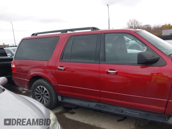 ✅ 2015 Ford Expedition Max XLT • VIN: 1FMJK1JT7FEF39767 • Лот: 43636563. Опубликован ранее на IAAI с пробегом 128 337 миль. Бесплатный доступ к архиву аукционных продаж из США и подробный отчёт об истории автомобиля на DreamBid. Изображение 13.