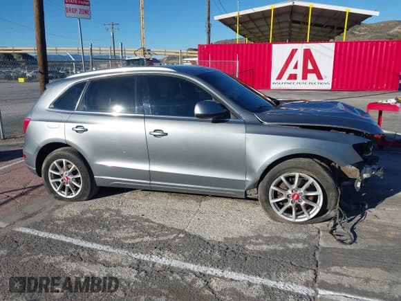✅ 2011 Audi Q5 Premium Plus • VIN: WA1LFAFP3BA101062 • Lot: 43608771. Listed on IAAI with 223,272 mi. Free auction sales archive from the USA and detailed vehicle history report at DreamBid. Image 14.