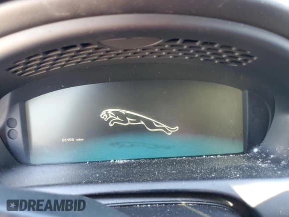 ✅ 2015 Jaguar XJ • VIN: SAJWA1CZ7F8V86845 • Лот: 90777925. Опубликован ранее на Copart с пробегом 61 195 миль. Бесплатный доступ к архиву аукционных продаж из США и подробный отчёт об истории автомобиля на DreamBid. Изображение 9.